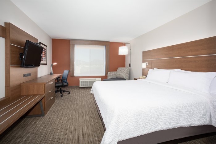 HOLIDAY INN EXPRESS & SUITES TUCSON, AN IHG HOTEL $109 ($̶1̶4̶3̶ ...