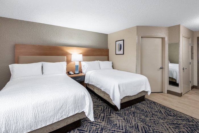 CANDLEWOOD SUITES CHESAPEAKE/SUFFOLK, AN IHG HOTEL - Updated 2023 ...