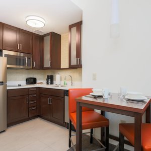 Studio Suite - Kitchen