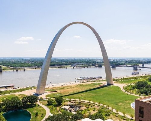 St. Louis Attraction