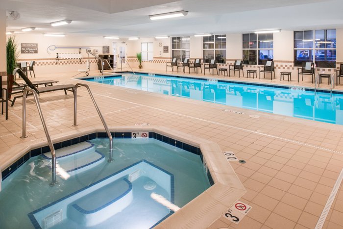 Residence Inn by Marriott Harrisonburg Pool Pictures & Reviews ...