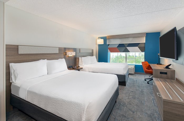 HOLIDAY INN EXPRESS & SUITES COLUMBUS AT NORTHLAKE, AN IHG HOTEL $127 ...