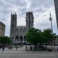 beyond the basilica walking tour montreal