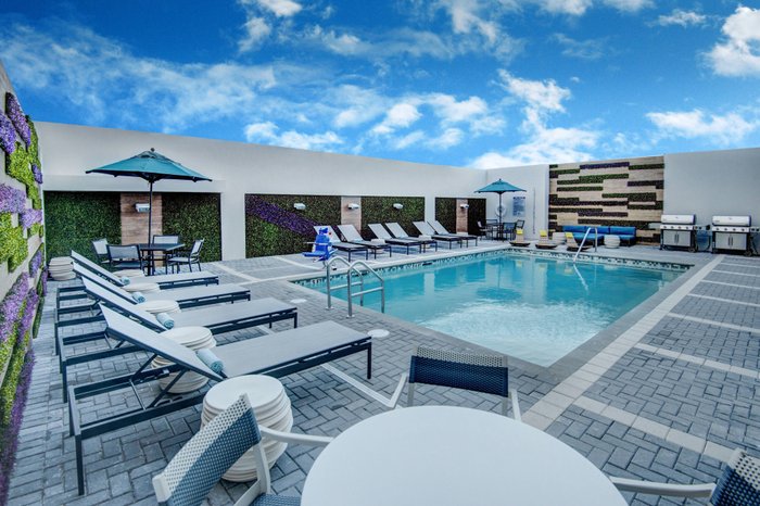 TOWNEPLACE SUITES BY MARRIOTT MIAMI AIRPORT $129 ($̶2̶5̶0̶) - Updated ...