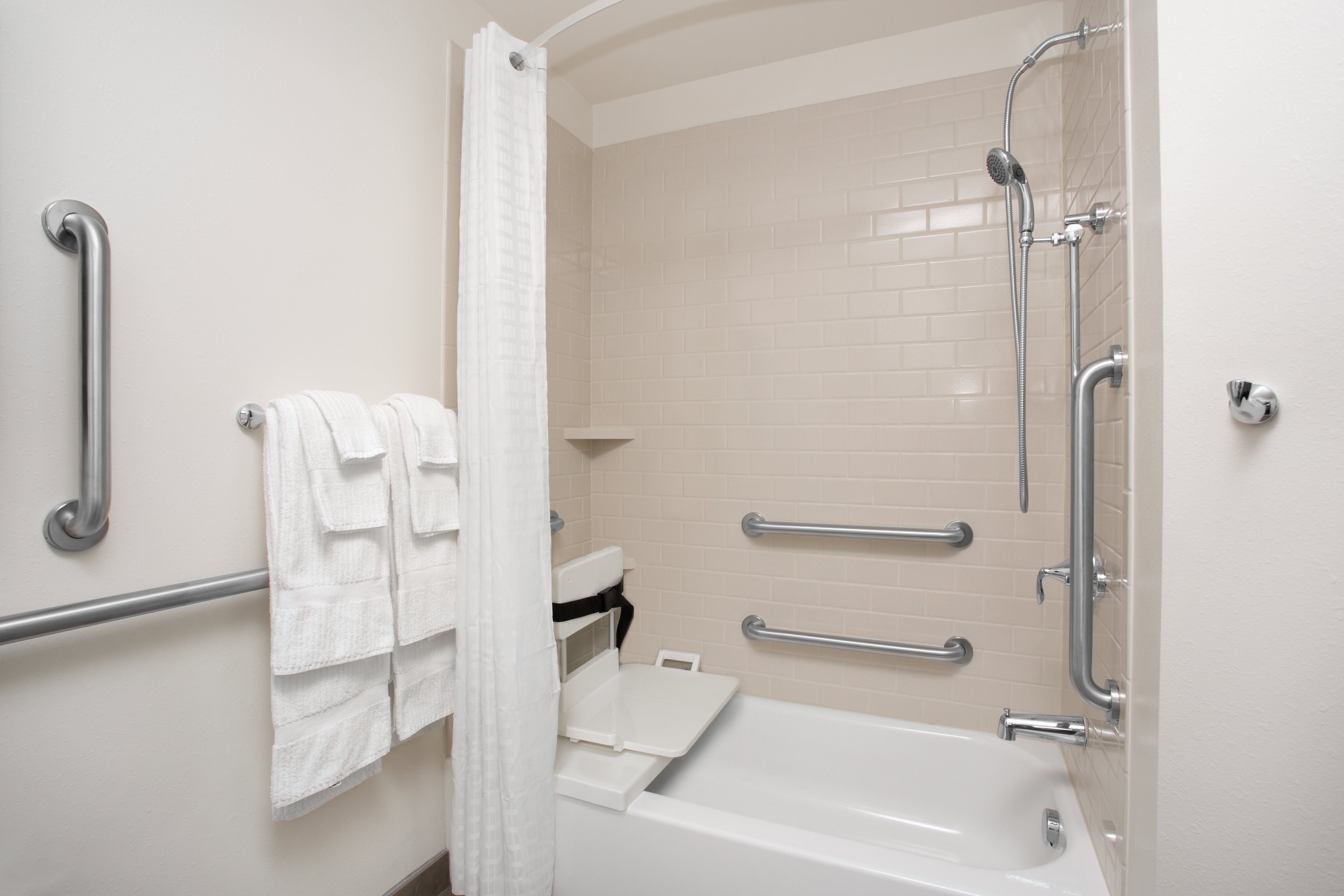 CANDLEWOOD SUITES PUEBLO AN IHG HOTEL Updated 2023 Prices Reviews CO   Ada Guest Bathroom 