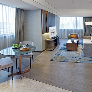 Fraser Suites Dalian Bedroom Executive Living Room