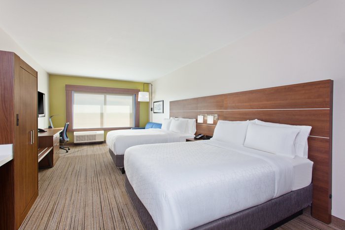 HOLIDAY INN EXPRESS & SUITES MOSES LAKE, AN IHG HOTEL $114 ($̶1̶2̶3̶ ...