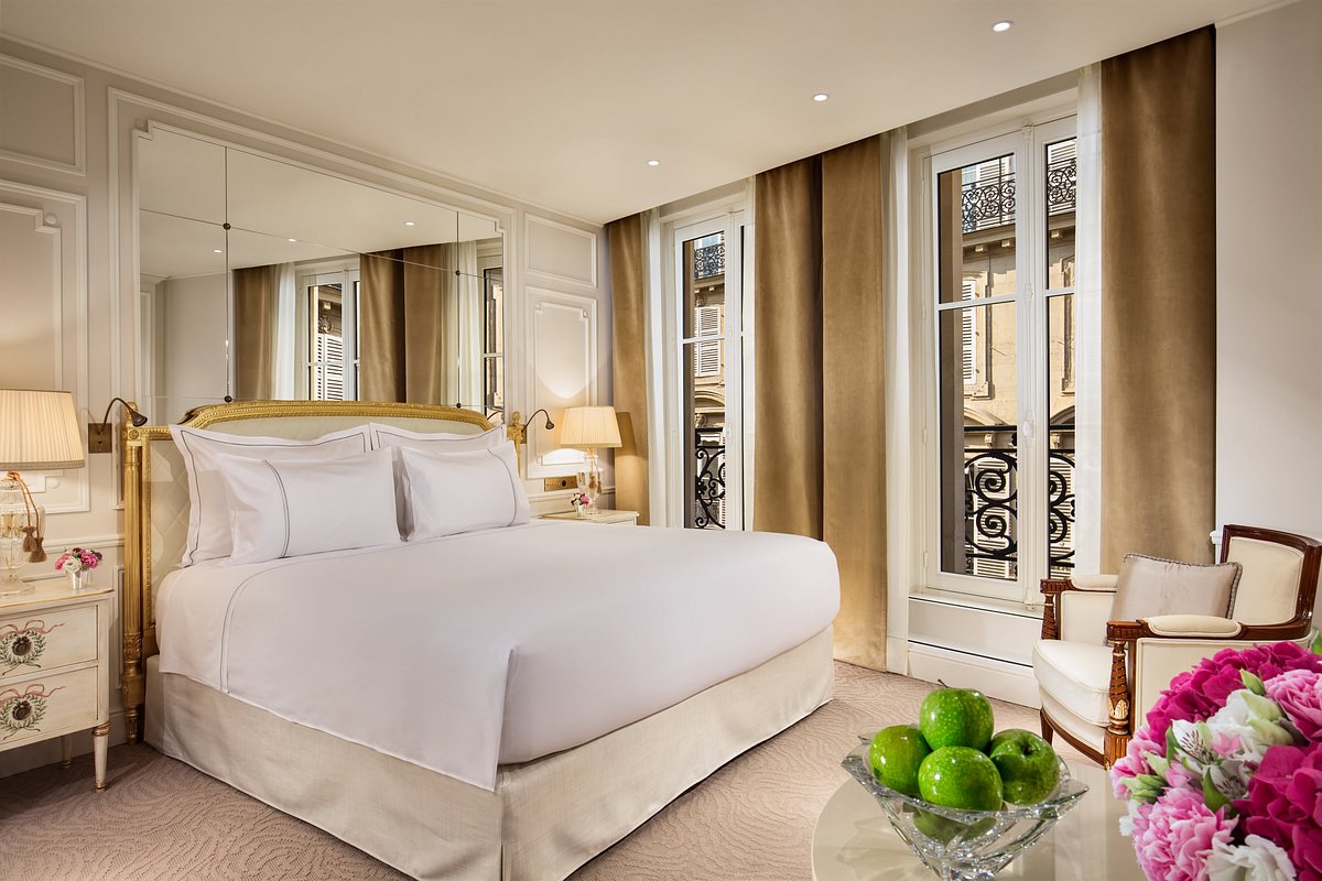 The 10 best hotels near Rue du Faubourg Saint-Honoré in Paris, France