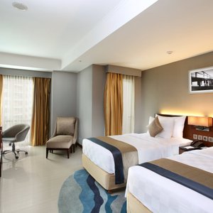 TWIN DELUXE ROOM