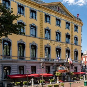 Hotel Des Indes exterior