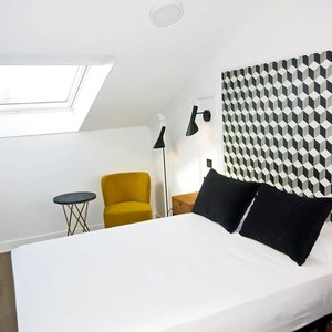 003767 Guest Room