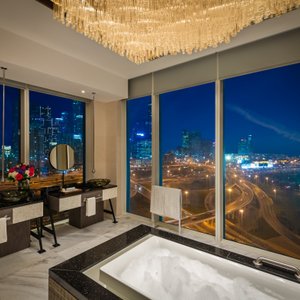Taj Jumeirah Lakes Towers in Dubai