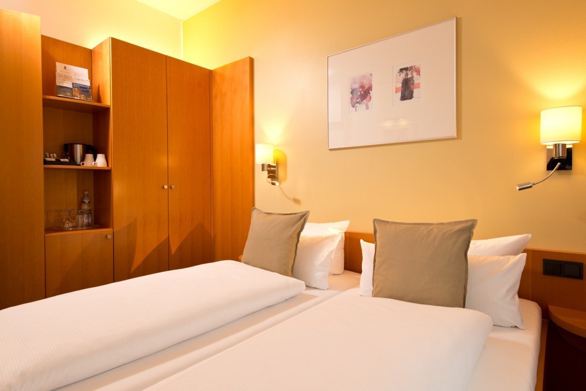 HOTEL AM BORSIGTURM $93 ($̶1̶2̶6̶) - Updated 2024 Prices & Reviews - Berlin, Germany HOTEL AM BORSIGTURM $93 ($̶1̶2̶6̶)... 