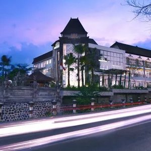 Neo Denpasar Exterior
