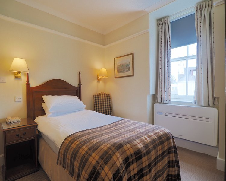 ROYAL HOTEL STORNOWAY - Updated 2024 Prices, Reviews