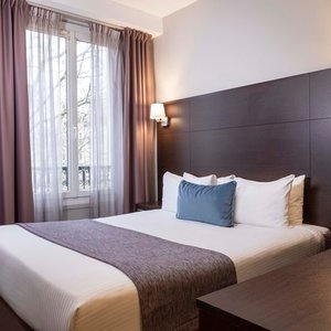 815146 Guest Room