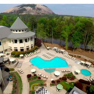 MH ATLEG Pool With Mountain