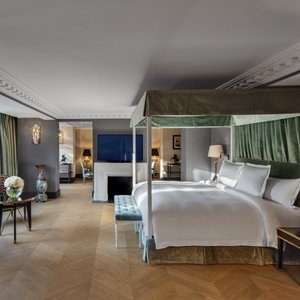 King Berri Suite