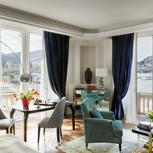 VISTA Corner Suite