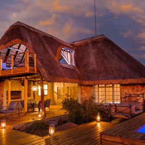 Mvubu Cottage is a picturesque cottage in the Timbavati Private Game Reserve, with views of the untouched African bush.