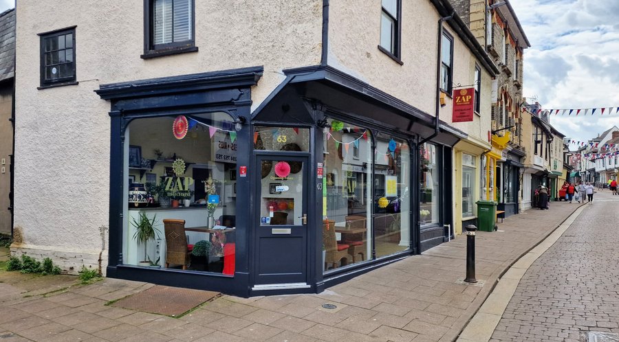 Discover tasty ‘Thai Thai’ food on St John’s Street just a stone’s throw away from The Bushel.