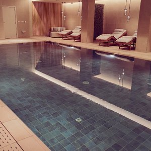 AC Hotel indoor pool