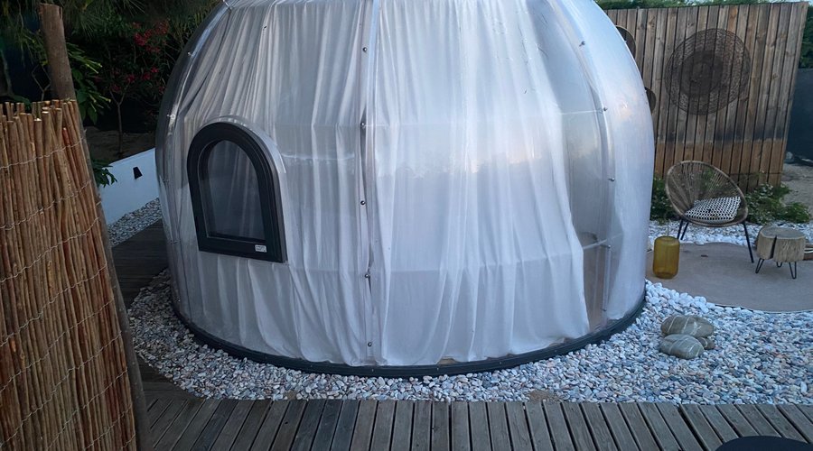 If I wanted to sleep in a tiny furnace I’d choose a wood-burner