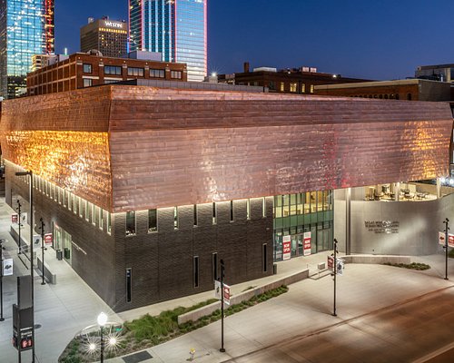 Dallas, Texas: Urban Center with Unique Museums, Shopping and More