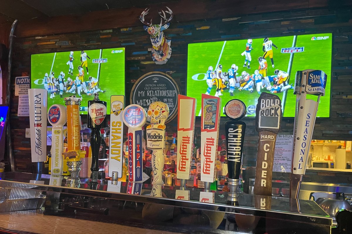 PENALTIES SPORTS BAR & GRILL, Shelbyville Restaurant Reviews, Photos