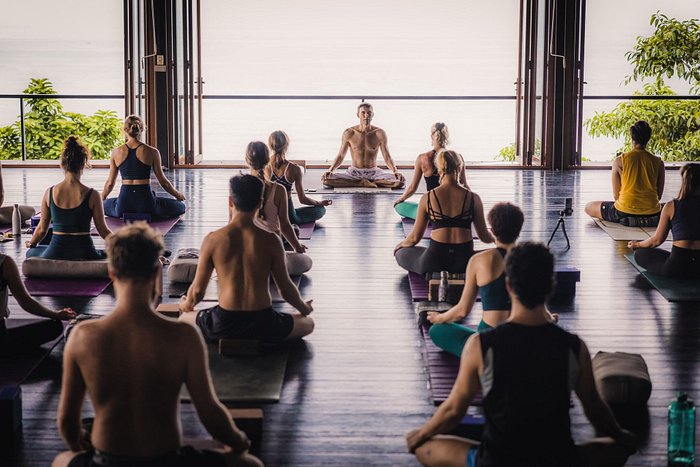 Yoga Retreats in Canada 2020 - YOGA PRACTICE