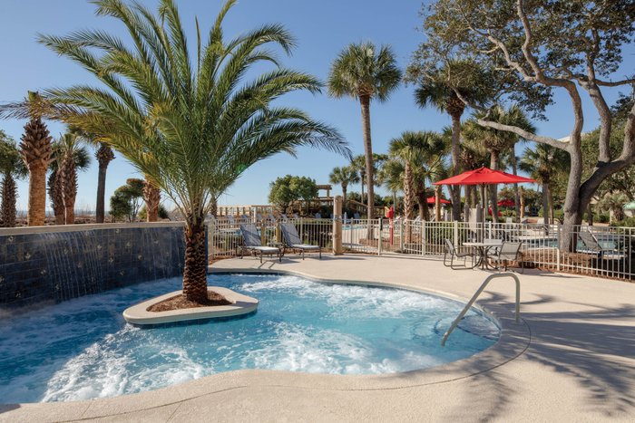 Marriott's Monarch at Sea Pines Pool Pictures & Reviews - Tripadvisor