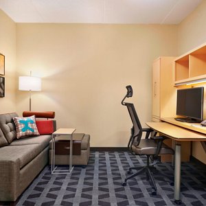 King Studio Suite – Living Area