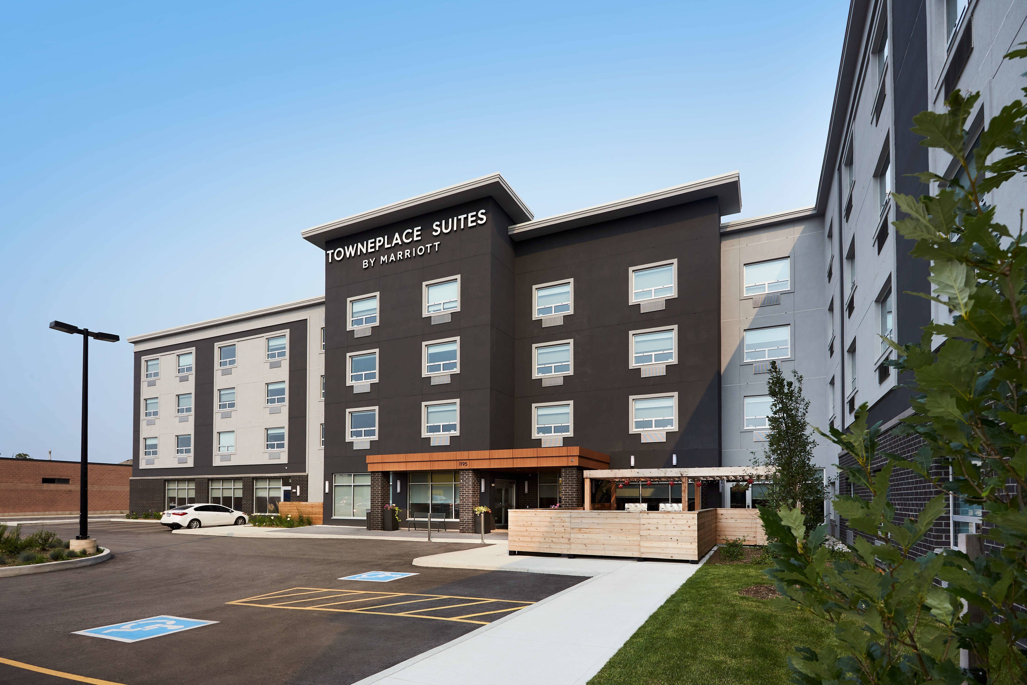 TOWNEPLACE SUITES BY MARRIOTT HAMILTON 139 1 7 8 Updated 2024   Entrance 