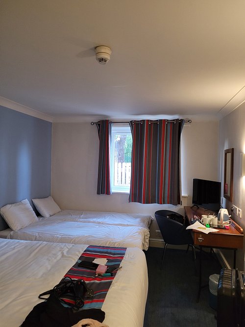 Travelodge Bournemouth Cooper Dean Updated 2023 Prices And Lodge Reviews England 