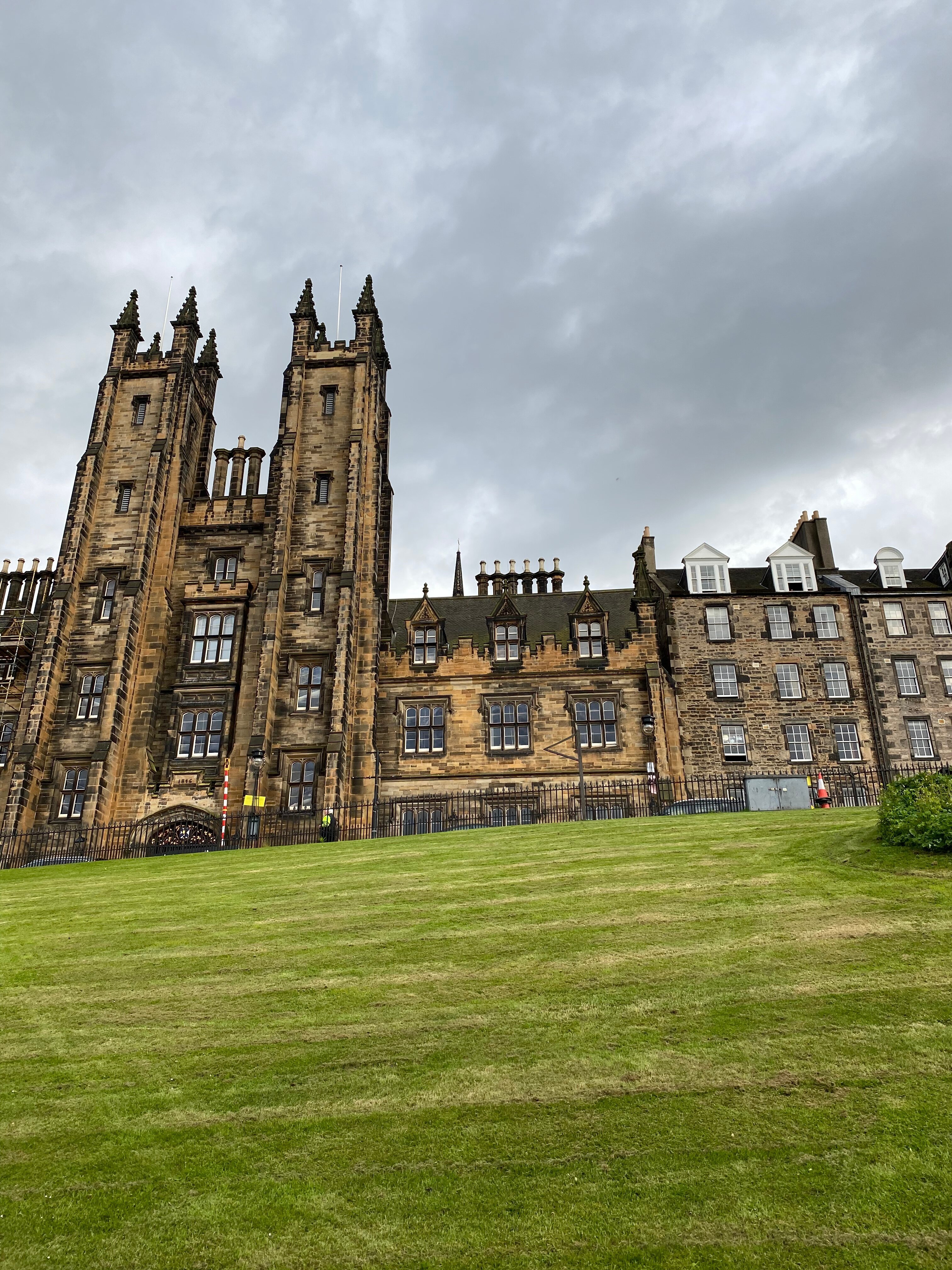 TRAVELODGE EDINBURGH CENTRAL QUEEN STREET - Updated 2023