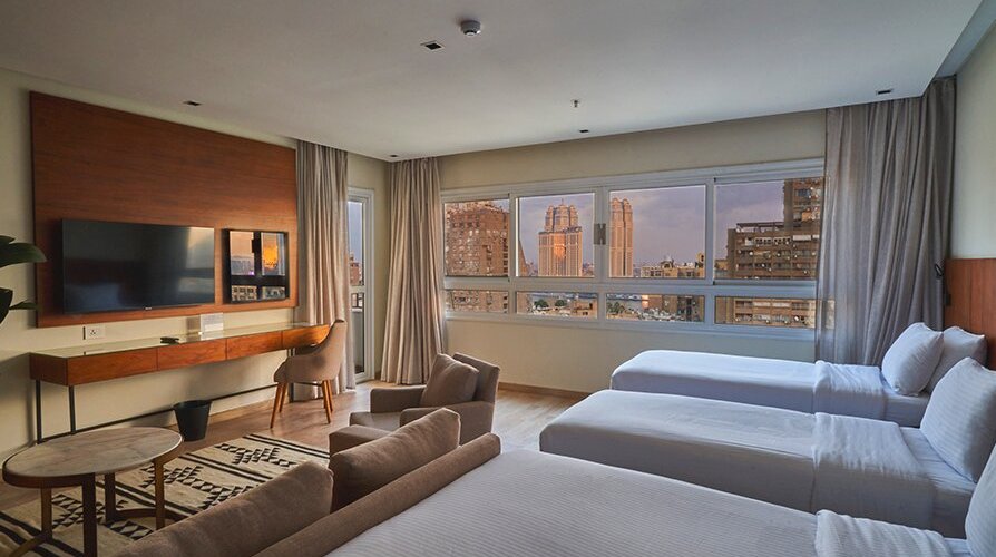 Deluxe Family Room
