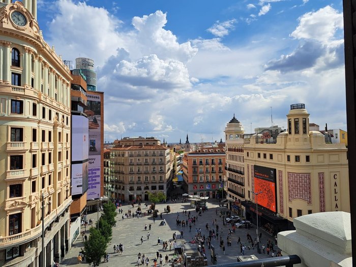 Imagen 2 de Éxito En Madrid