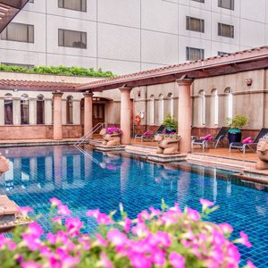 Outdoor swimming pool at Crowne Plaza Bangkok Lumpini Park
