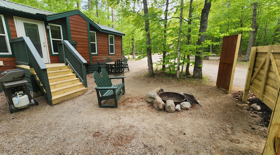 Deluxe Cabin