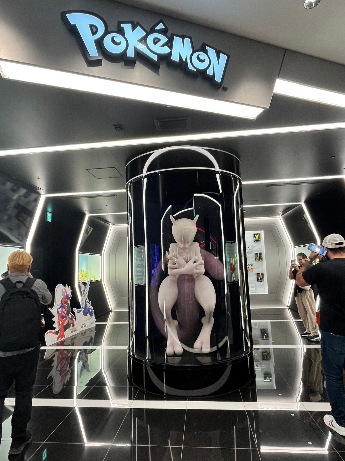 There is a Giant Mewtwo in Tokyo right now