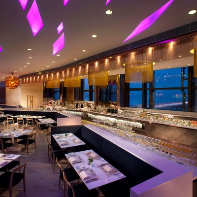 LE 188° RESTAURANT & LOUNGE, Hong Kong - 41/F Harbour Grand Hong Kong ...