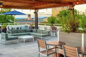 Hampton Inn & Suites Portland-Pearl District in Portland
