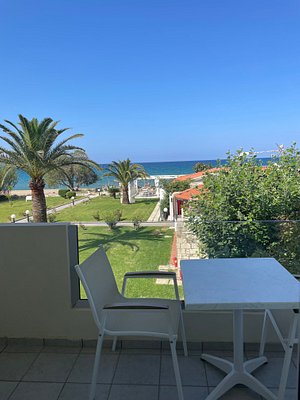 GK BEACH HOTEL (Kalyves, Crete - Chania) - Hotel Reviews & Photos ...