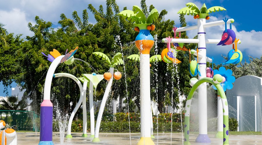 Splash pad at Rendezvous Beach