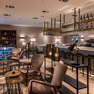 Sandton Eindhoven Centre Lounge Bar