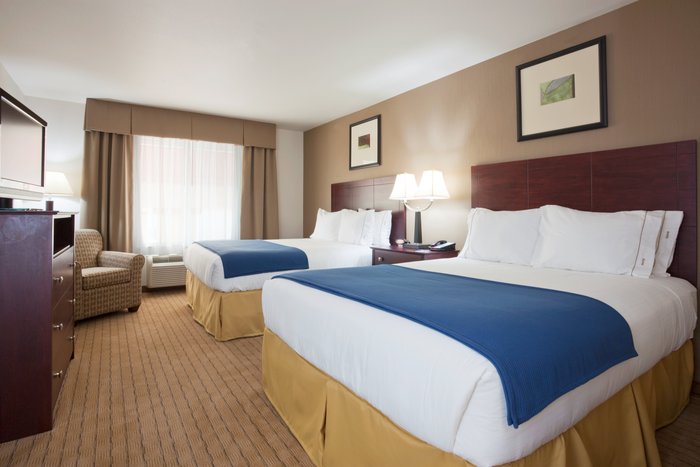 HOLIDAY INN EXPRESS & SUITES ANTIGO, AN IHG HOTEL $100 ($̶1̶0̶7̶ ...