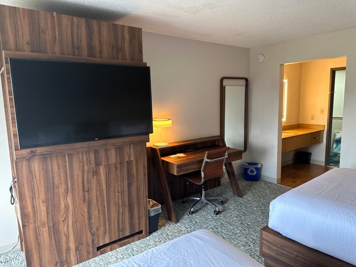 Wingate by Wyndham Hattiesburg Rooms: Pictures & Reviews - Tripadvisor