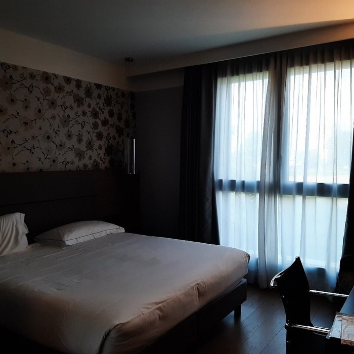 hotel link 124 via san leonardo 124 parma