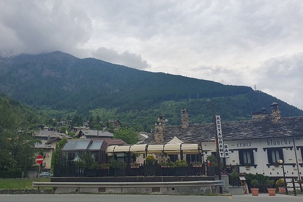 frigo vintage Red Bull - Picture of GeKoo, Aosta - Tripadvisor