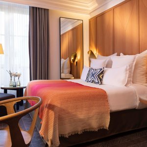 Hotel Vernet, hotel in Paris